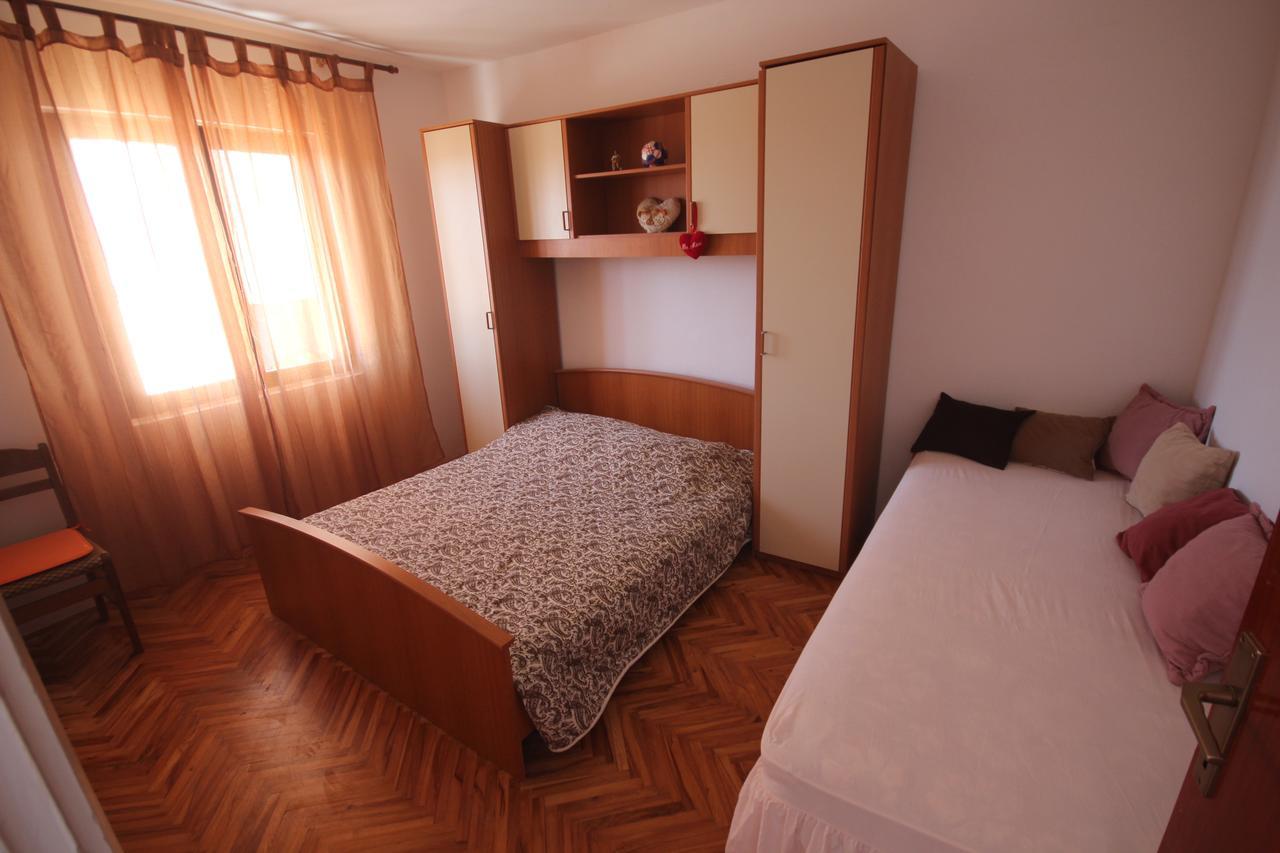Apartments Njaco Ražanac Dış mekan fotoğraf