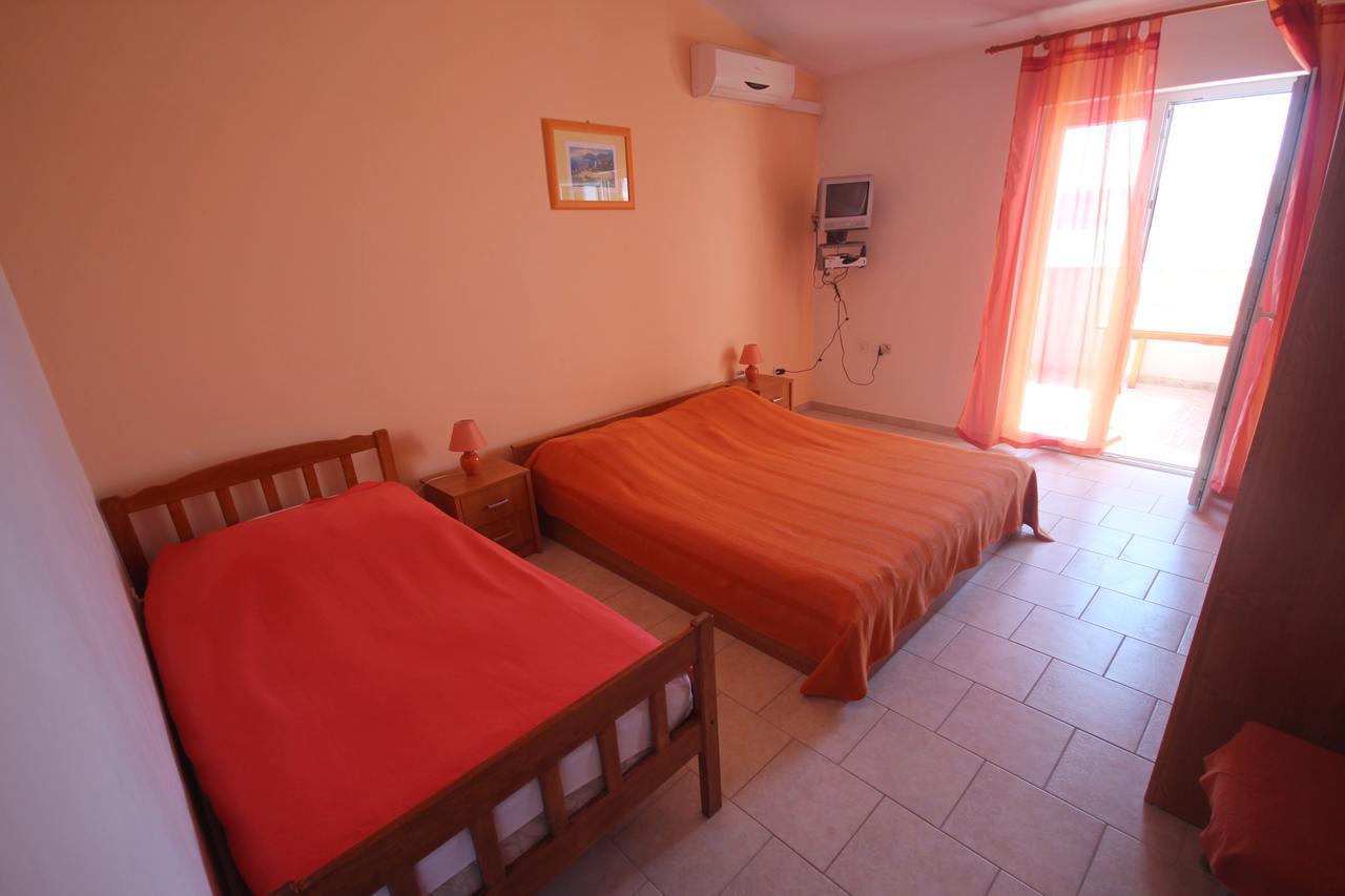 Apartments Njaco Ražanac Dış mekan fotoğraf