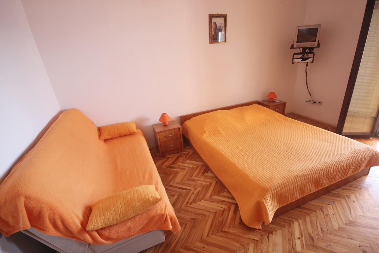 Apartments Njaco Ražanac Oda fotoğraf